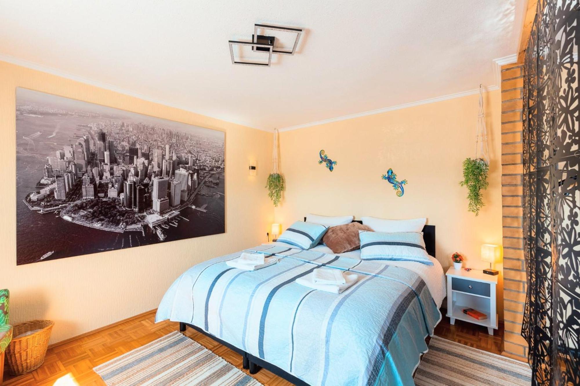 G.A.D.D Ferienwohnung 001 Glueck An Der Donau Straubing Bagian luar foto